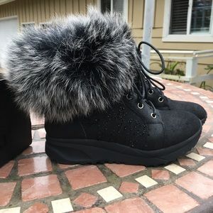 Genuine shearling winter boots
